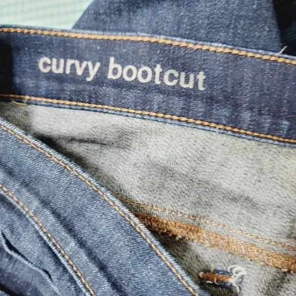 JCP Women's Super Soft Premium Denim Curvy Bootcut Jeans Blue Size 33/16 - Picture 8 of 8